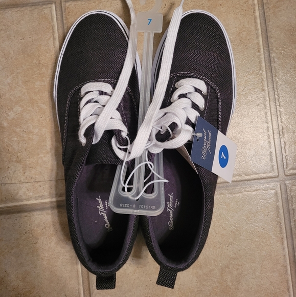 New! Dark Grey Sneakers - Picture 1 of 1